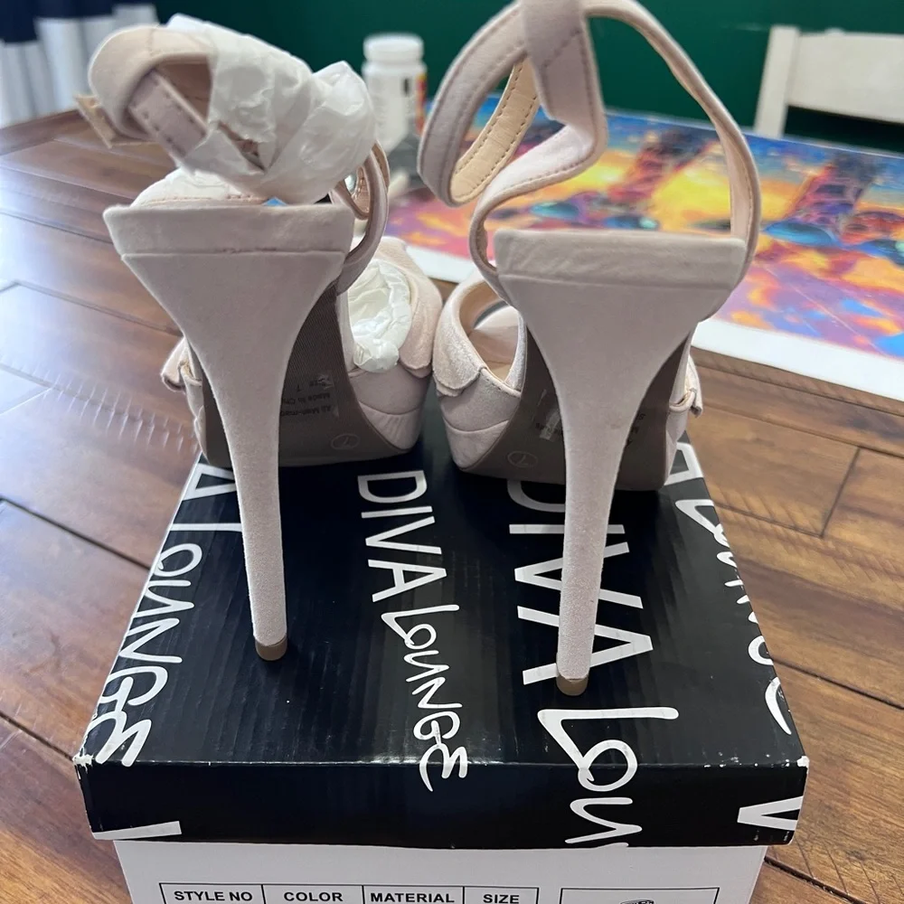 Nude Ruffle Sandals - Picture 3 of 4